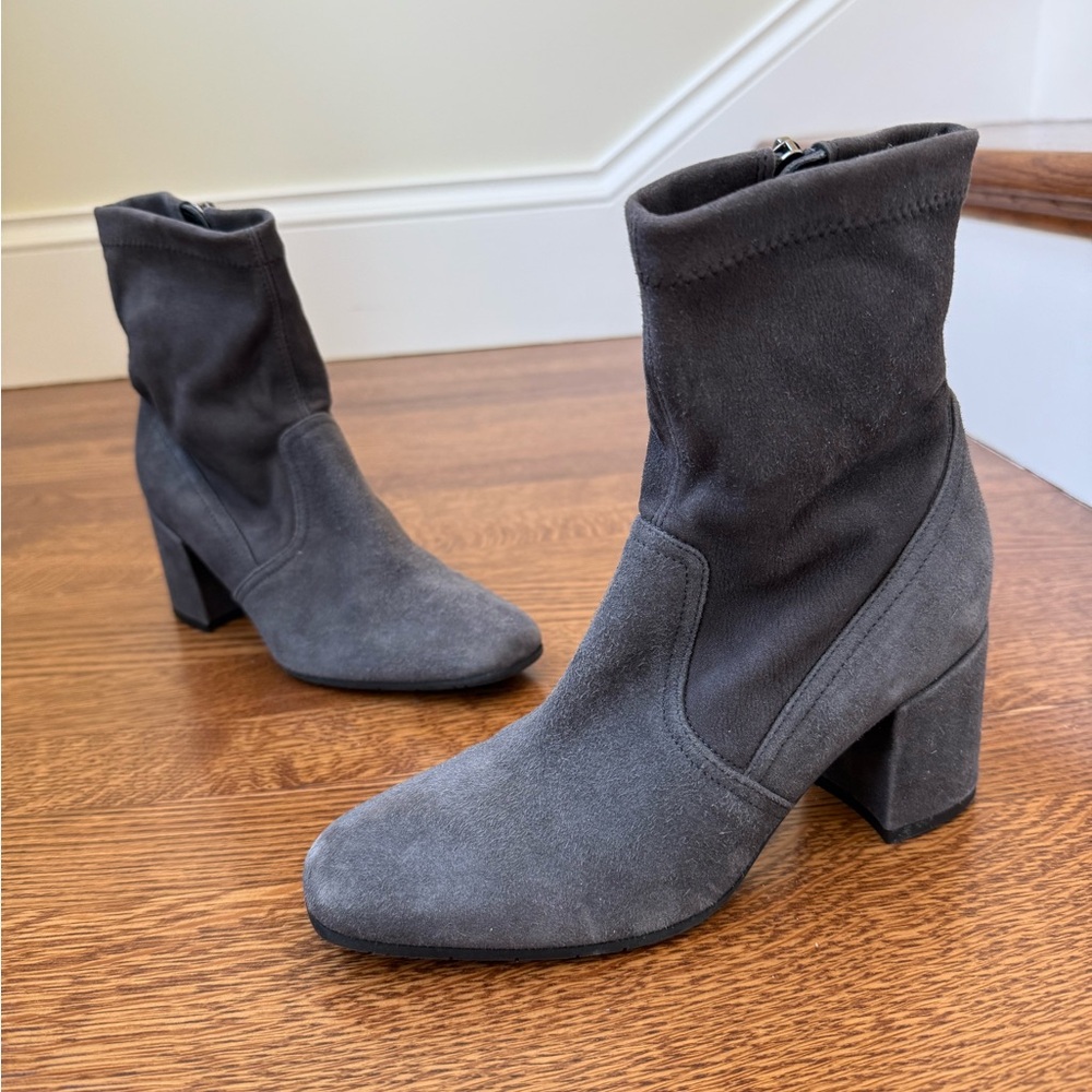 AQUATALIA Dayana Stretch Boot Suede Square Toe Italy Water Resistant Gray 5.5
